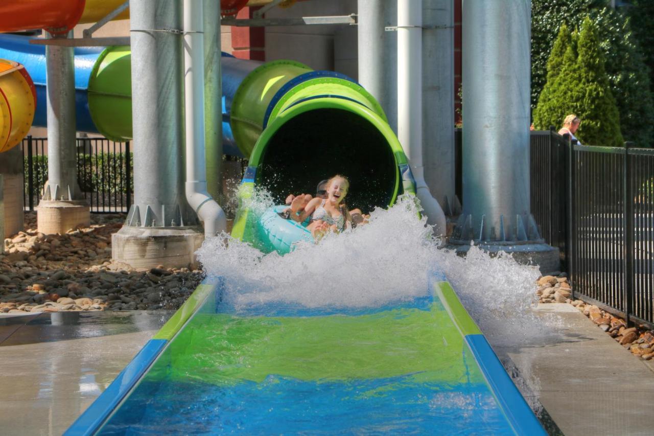 Country Cascades Waterpark Resort Pigeon Forge Exterior foto